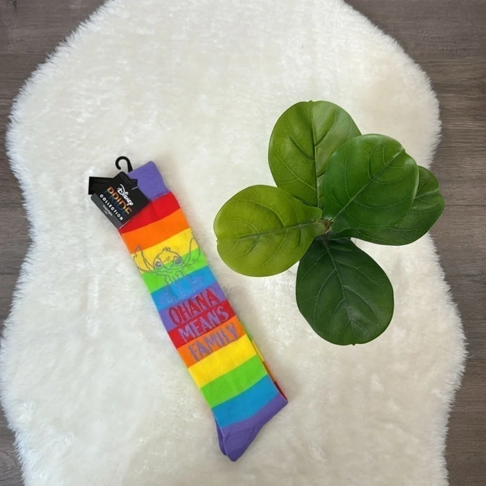 NWT Disney Lilo & Stitch Knee-Highs Socks + Pen